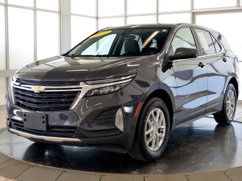 Used 2022 Chevrolet Equinox LT FWD image 4