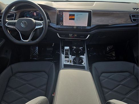 New 2026 Volkswagen Atlas SE image 13