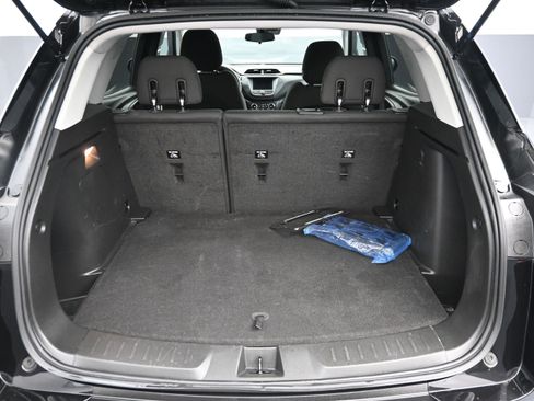 Used 2023 Chevrolet TrailBlazer LT FWD image 26
