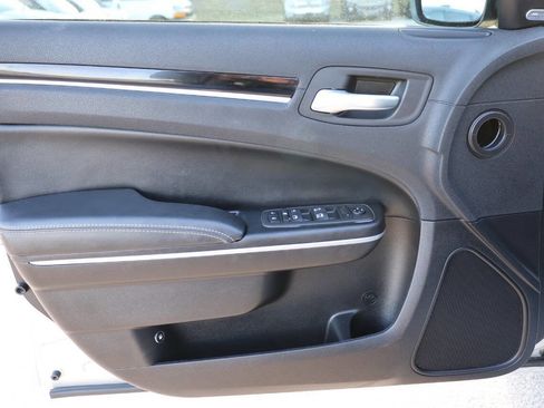 Used 2020 Chrysler 300 S image 12