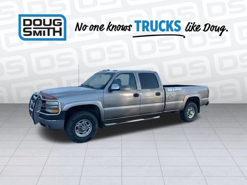 Used 2002 Chevrolet Silverado 2500 LT w/ Off-Road Skid Plate Pkg image 1