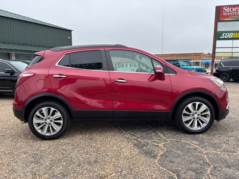 Used 2018 Buick Encore Preferred image 6