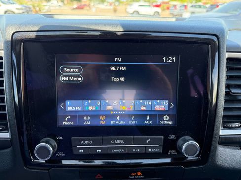 Used 2022 Nissan Frontier SV AWD/4WD image 21