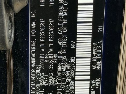 Used 2025 Toyota Sienna LE FWD image 32