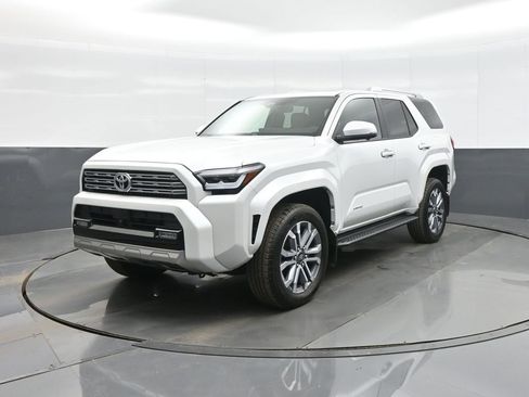 Certified 2025 Toyota 4Runner Limited image 3