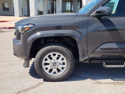 New 2026 Toyota Tacoma SR5 AWD/4WD image 9