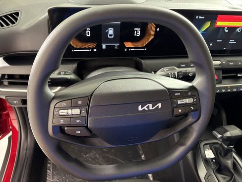New 2026 Kia K4 FWD image 27