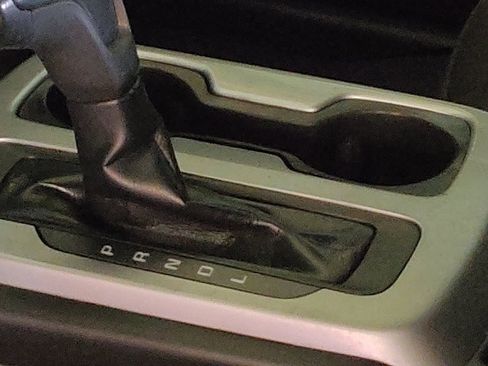 Used 2020 Chevrolet Colorado LT image 26