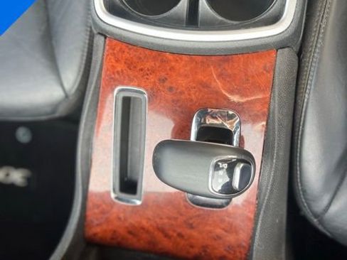 Used 2014 Chrysler 300 Touring w/ Quick Order Package 22F image 17