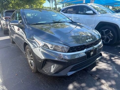 Used 2022 Kia Forte LXS w/ LXS Technology Package FWD image 1