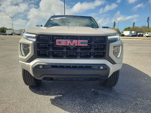 New 2026 GMC Canyon Elevation w/ Convenience Package image 4