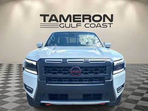 Used 2026 Nissan Frontier PRO-4X AWD/4WD image 2