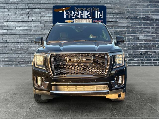 Used 2024 GMC Yukon Denali Ultimate AWD/4WD image 9