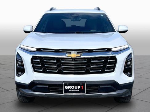 Used 2025 Chevrolet Equinox LT w/ Convenience Package II image 4