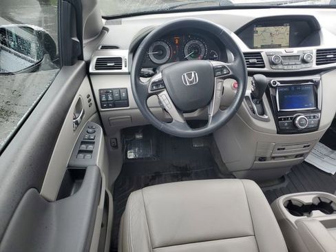 Used 2016 Honda Odyssey Touring Elite image 11