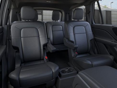 New 2026 Lincoln Aviator Reserve image 11