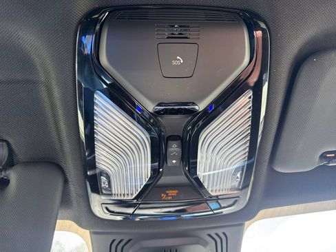 Used 2020 BMW X5 xDrive40i w/ M Sport Package AWD/4WD image 26