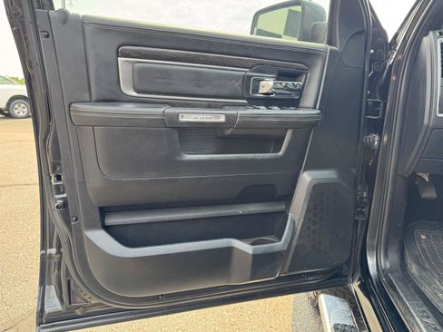 Used 2016 RAM 1500 Limited AWD/4WD image 12