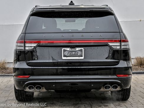Used 2025 Lincoln Aviator Black Label w/ Jet Appearance Package image 6