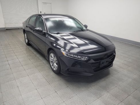 Used 2018 Honda Accord LX image 11