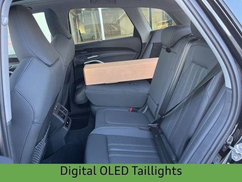 New 2025 Audi Q5 Prestige AWD/4WD image 24