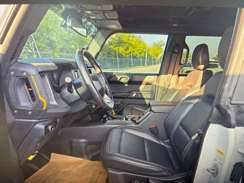 Used 2024 Ford Bronco Badlands AWD/4WD image 19
