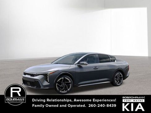 New 2026 Kia K4 GT-Line image 3
