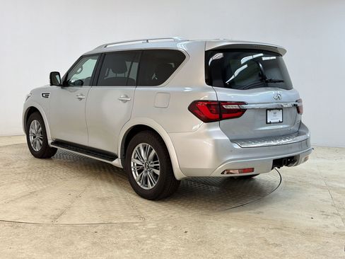 Used 2019 INFINITI QX80 Luxe AWD/4WD image 3