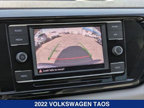 Used 2022 Volkswagen Taos S image 19