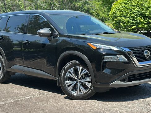 Certified 2021 Nissan Rogue SV AWD/4WD image 1
