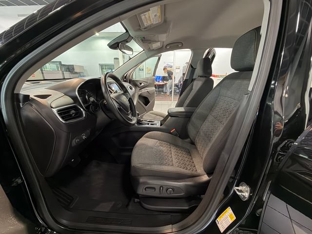 Used 2024 Chevrolet Equinox LT AWD/4WD image 11