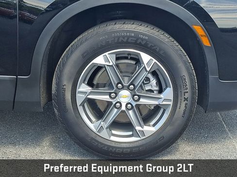 Used 2025 Chevrolet Blazer LT FWD image 10
