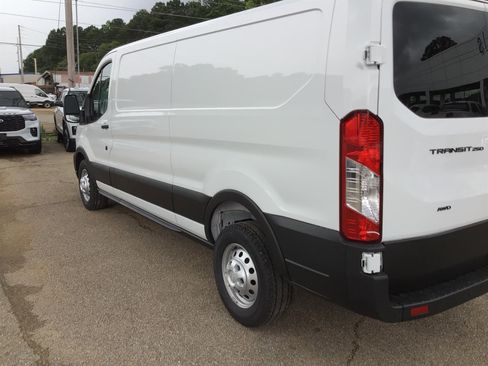 New 2026 Ford Transit 250 Low Roof AWD w/ Exterior Upgrade Package image 11