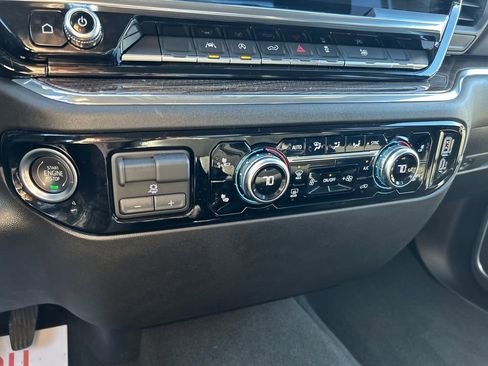 Certified 2025 GMC Sierra 1500 Elevation image 28