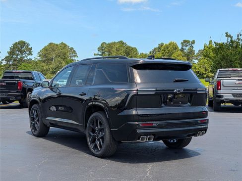 New 2026 Chevrolet Traverse RS FWD image 3