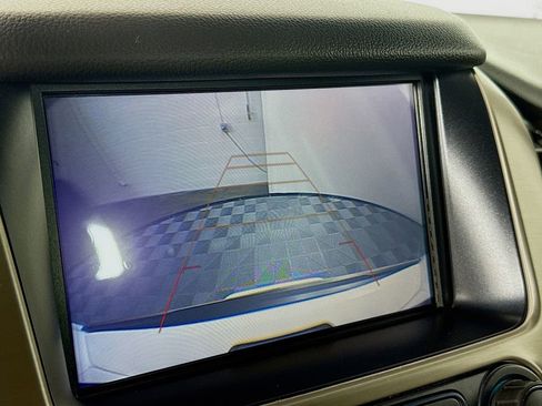 Used 2018 GMC Yukon Denali w/ Open Road Package AWD/4WD image 13