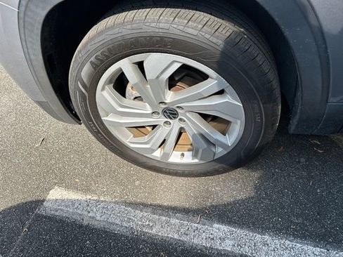 Used 2022 Volkswagen Atlas SE image 4