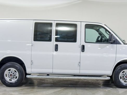 Used 2024 GMC Savana 2500 Work Van w/ Driver Convenience Package image 12