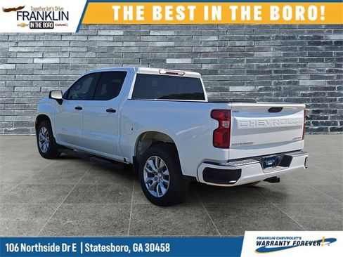 Used 2022 Chevrolet Silverado 1500 Custom image 3