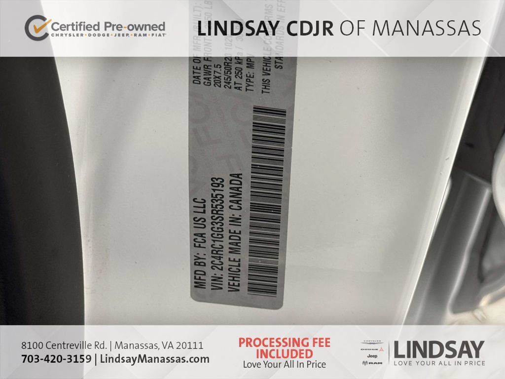 Certified 2025 Chrysler Pacifica Limited FWD image 33