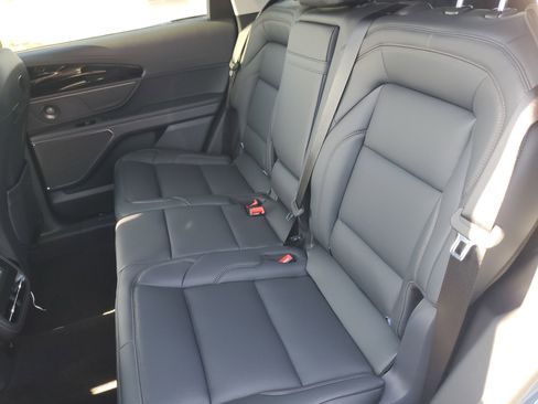 New 2026 Lincoln Nautilus Premier w/ Equipment Group 102A image 31