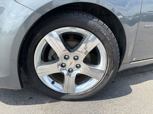 Used 2009 Chevrolet Malibu LT w/ HFV6 Engine Package FWD image 9