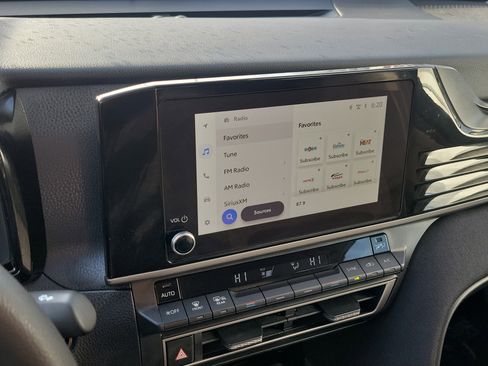 Certified 2025 Toyota Camry LE image 27