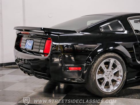 Used 2006 Ford Mustang GT Premium image 26