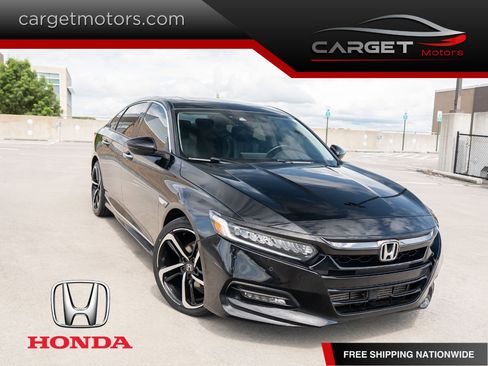 Used 2018 Honda Accord Touring image 1