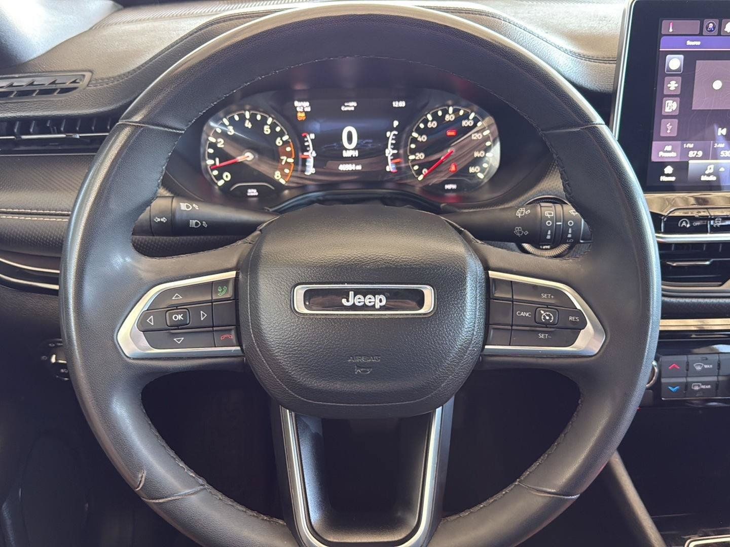 Used 2023 Jeep Compass Latitude AWD/4WD image 15