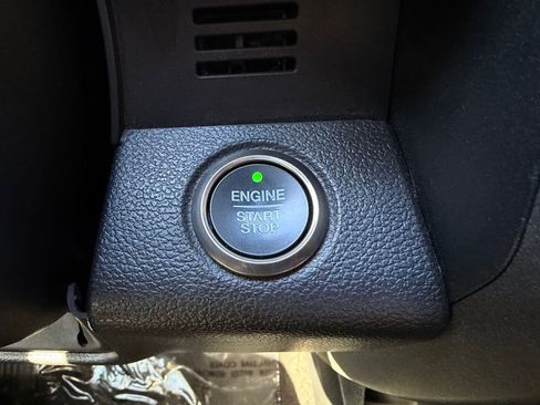 Used 2019 Ford F150 Raptor w/ Equipment Group 802A Luxury image 4