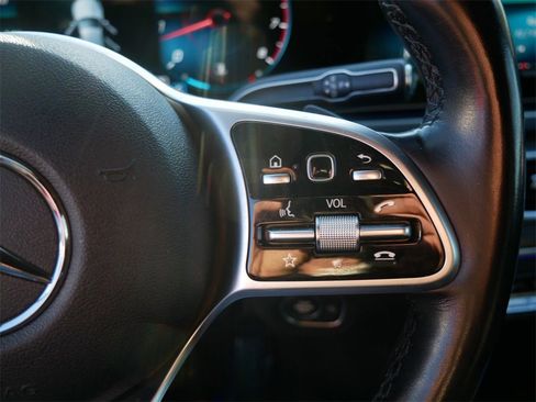 Used 2020 Mercedes-Benz GLE 350 4MATIC image 29