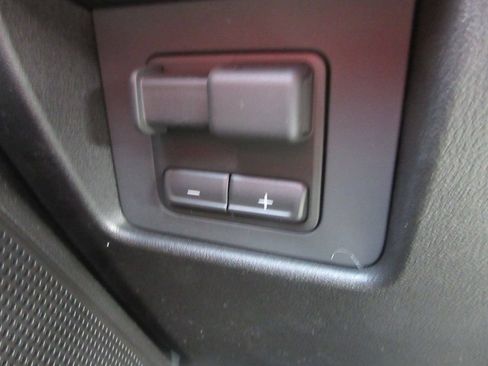 New 2026 GMC Canyon AT4 w/ Nightfall Essentials Package AWD/4WD image 18