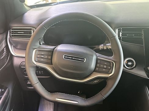 New 2026 Jeep Grand Wagoneer 2WD w/ 8-Passenger Seating Package image 20